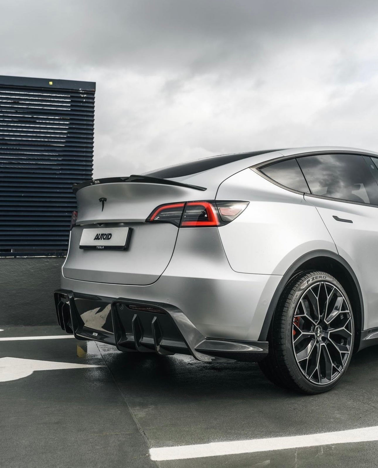 Tesla Model Y Pre-Preg Carbon Fibre Rear Diffuser by Adro (2020+)