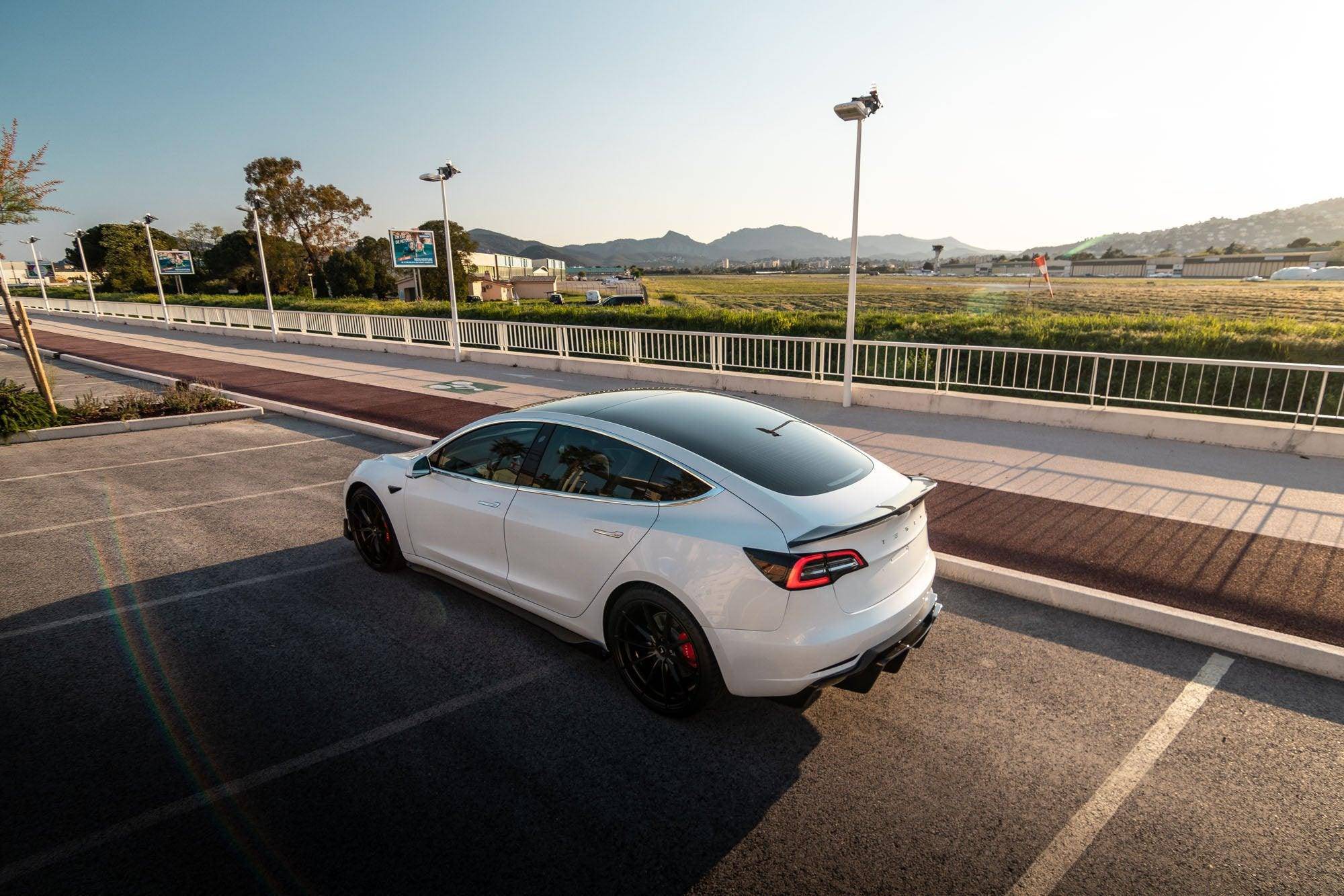 Vorsteiner Style Carbon Fibre VOLTA Track Edition Rear Diffuser For Tesla Model 3 by FORM (2018+) FORM Industries