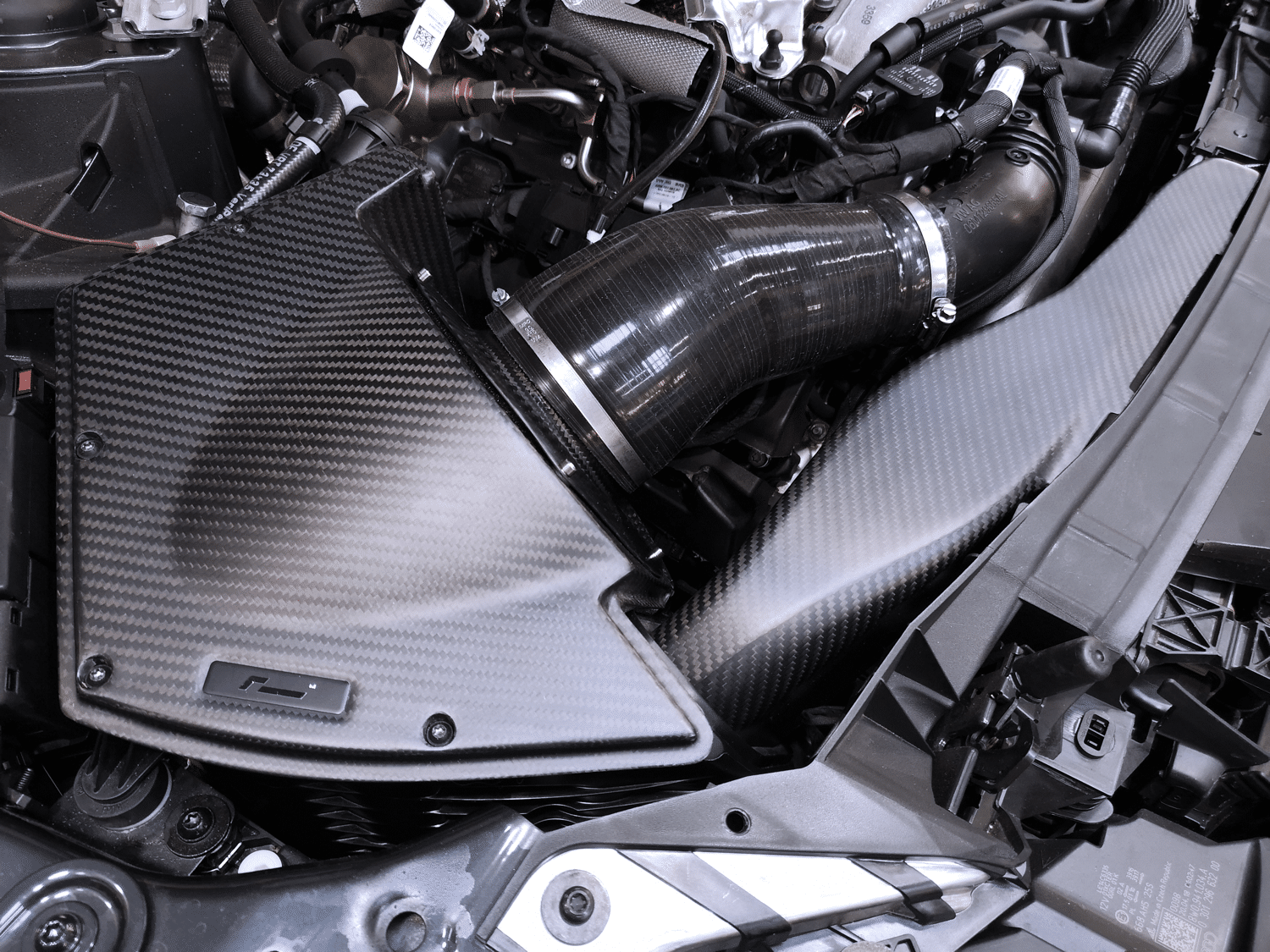 Racingline Carbon Fibre Air Intake System S4/S5 (B9) 3.0 TFSI - VWR1241S4